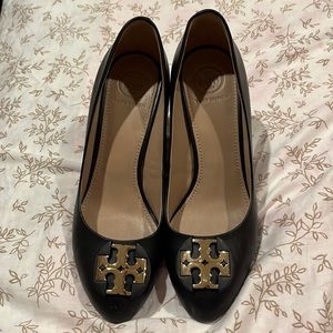 Tory Burch shoe size 6